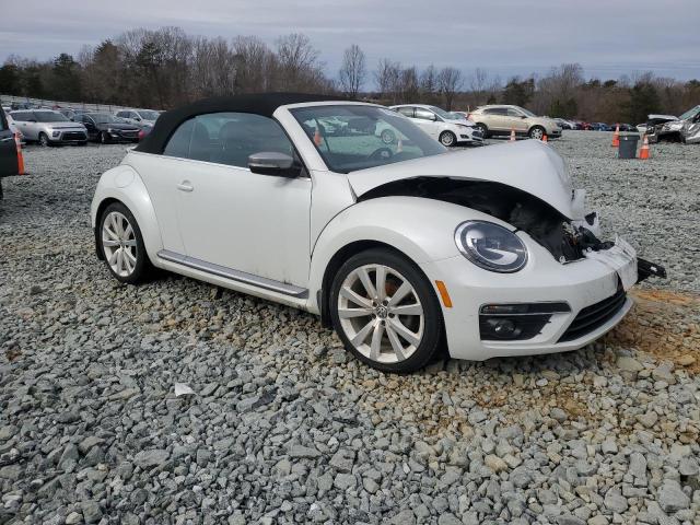 Photo 4 from auction – 2014 VOLKSWAGEN BEETLE with VIN 3VW5L7AT7EM818177