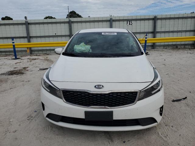 Photo 5 from auction – 2017 KIA FORTE LX with VIN 3KPFK4A78HE079718
