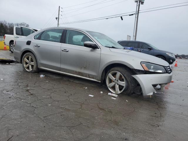 Photo 4 from auction – 2014 VOLKSWAGEN PASSAT SE with VIN 1VWBT7A30EC100474