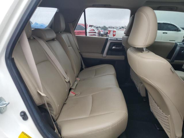 Photo 11 from auction – 2019 TOYOTA 4RUNNER SR with VIN JTEBU5JR3K5729490