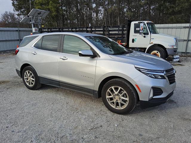 Photo 4 from auction – 2022 CHEVROLET EQUINOX LT with VIN 2GNAXJEV7N6136805