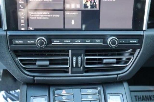 Photo 7 from auction – 2021 PORSCHE MACAN with VIN WP1AA2A57MLB018XX