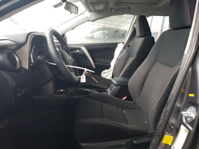 Photo 7 from auction – 2014 TOYOTA RAV4 XLE with VIN JTMWFREV7EJ015551
