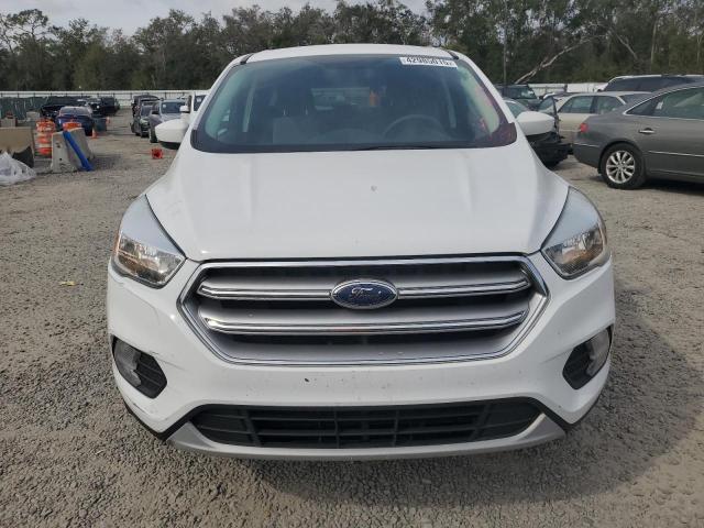 Photo 5 from auction – 2017 FORD ESCAPE SE with VIN 1FMCU9GD6HUE93021