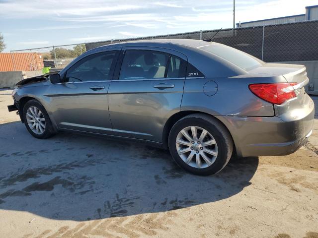 Снимка 2 от търг – 2013 CHRYSLER 200 LX с VIN 1C3CCBAG2DN767423