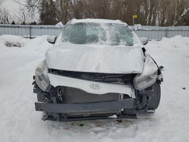 Photo 5 from auction – 2014 KIA RONDO with VIN KNAHT8A30E7012971