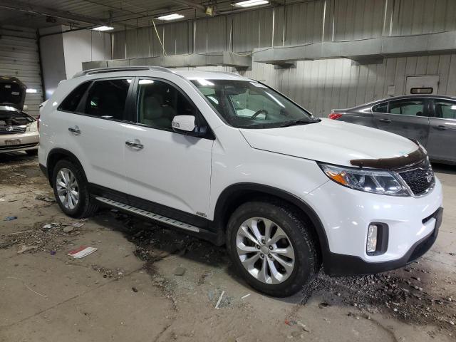 Photo 4 from auction – 2015 KIA SORENTO EX with VIN 5XYKUDA78FG623739