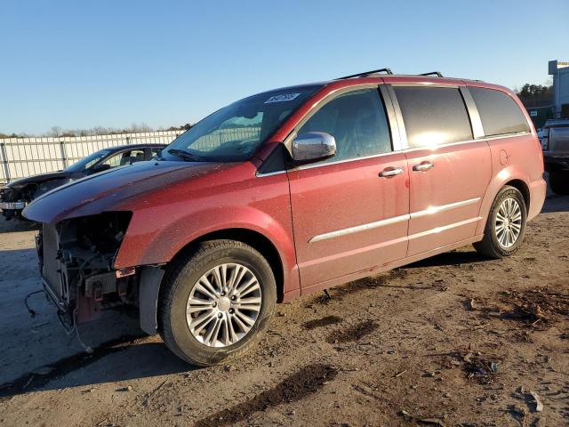 CHRYSLER TOWN & COU 2013 with VIN 2C4RC1CG2DR755322 - Photo from auction