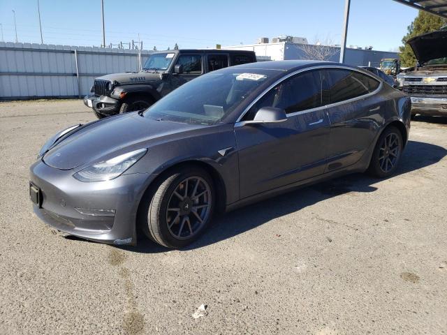 TESLA MODEL 3 2020 with VIN 5YJ3E1EB3LF734913 - Photo from auction