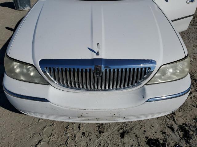 Photo 11 from auction – 2011 LINCOLN TOWN CAR S with VIN 2LNBL8CV0BX750925