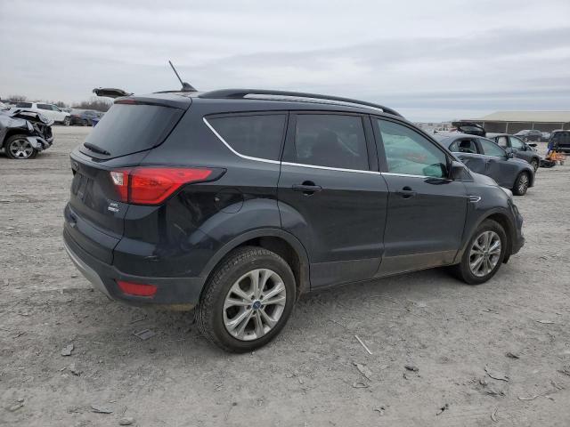 Photo 3 from auction – 2019 FORD ESCAPE SEL with VIN 1FMCU9HD7KUC01351