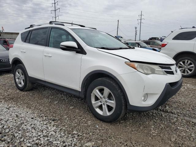 Photo 4 from auction – 2014 TOYOTA RAV4 XLE with VIN 2T3RFREV6EW136473
