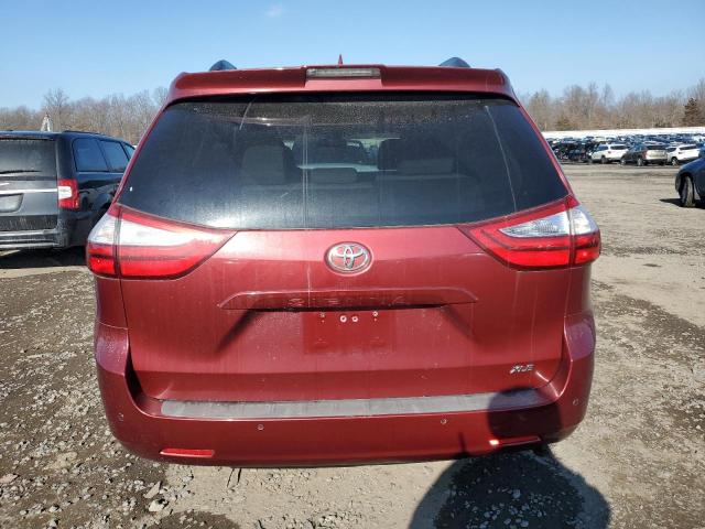 Photo 6 from auction – 2018 TOYOTA SIENNA XLE with VIN 5TDDZ3DC5JS190227