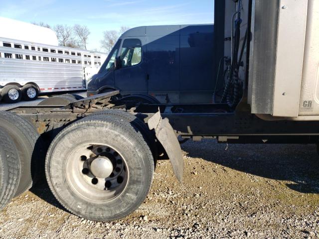 Photo 6 from auction – 2011 FREIGHTLINER CASCADIA 1 with VIN 1FUJGLDR1BSAV1780
