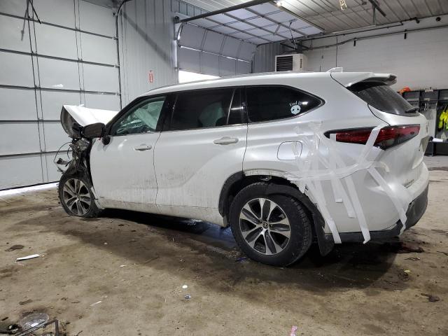 Photo 2 from auction – 2022 TOYOTA HIGHLANDER with VIN 5TDGBRCH1NS542257