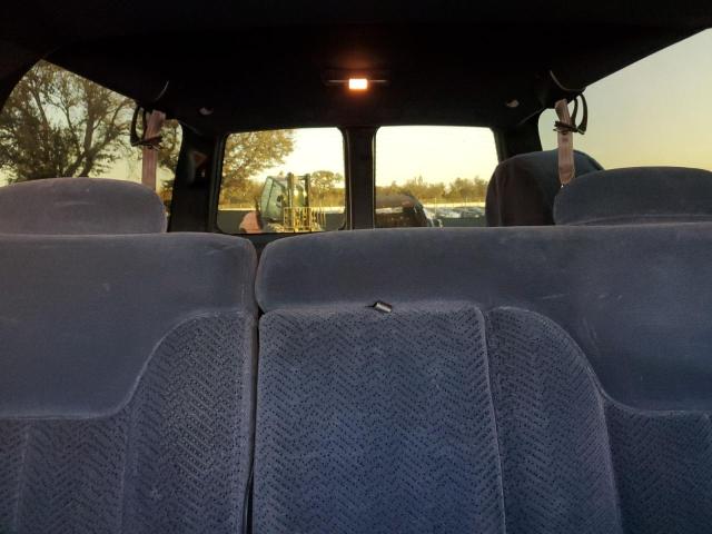 Photo 10 from auction – 1997 GMC SUBURBAN C with VIN 1GKGC26J9VJ764047