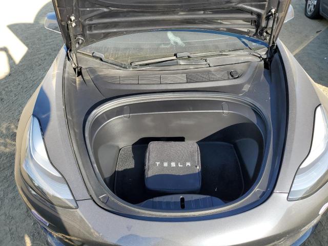 Photo 11 from auction – 2018 TESLA MODEL 3 with VIN 5YJ3E1EB2JF084789