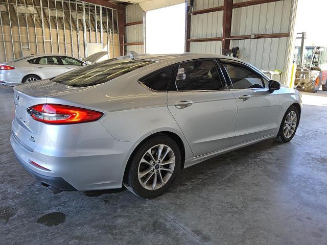 Photo 3 from auction – 2019 FORD FUSION SE with VIN 3FA6P0HD8KR127455