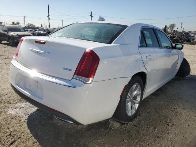 Photo 3 from auction – 2018 CHRYSLER 300 TOURIN with VIN 2C3CCAAG3JH330982