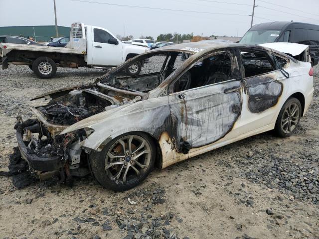FORD FUSION SEL 2020 with VIN 3FA6P0CDXLR175497 - Photo from auction