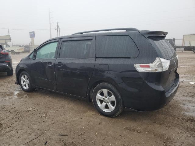 Photo 2 from auction – 2013 TOYOTA SIENNA LE with VIN 5TDKK3DC1DS305048