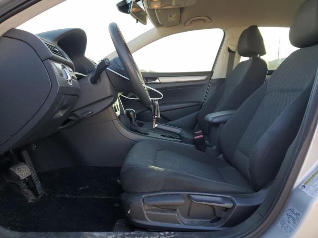 Photo 7 from auction – 2014 VOLKSWAGEN PASSAT S with VIN 1VWAS7A39EC110323