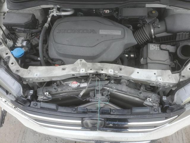 Photo 12 from auction – 2018 HONDA PILOT TOUR with VIN 5FNYF5H9XJB030191