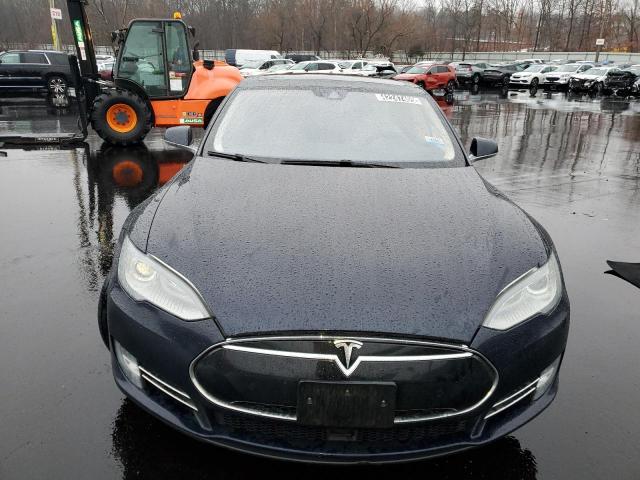 Photo 5 from auction – 2015 TESLA MODEL S 70 with VIN 5YJSA1S2XFF088821