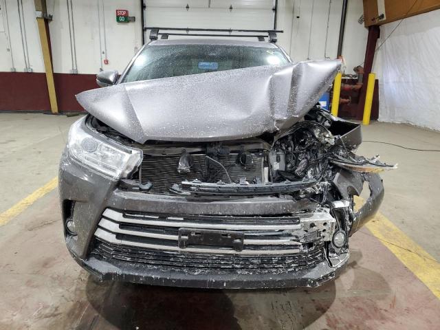 Photo 5 from auction – 2018 TOYOTA HIGHLANDER with VIN 5TDBZRFH1JS823759
