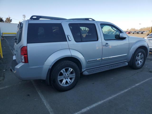 Photo 3 from auction – 2011 NISSAN PATHFINDER with VIN 5N1AR1NB9BC627433