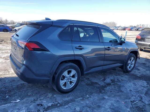 Photo 3 from auction – 2021 TOYOTA RAV4 XLE with VIN 2T3P1RFV0MC178609