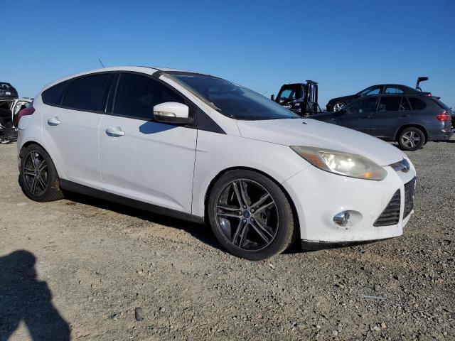 Photo 4 from auction – 2014 FORD FOCUS SE with VIN 1FADP3K25EL324943