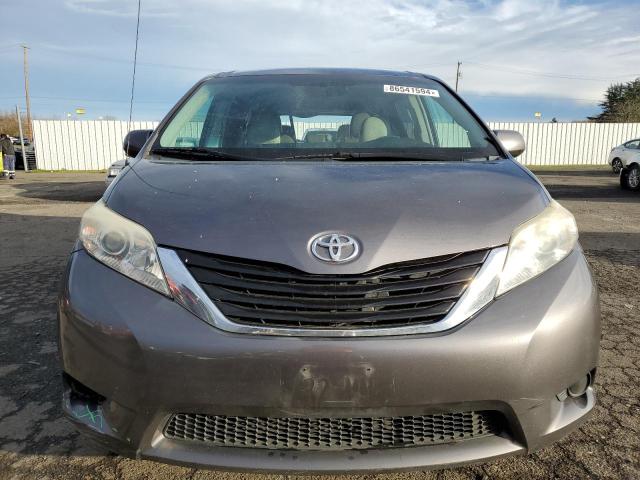 Photo 5 from auction – 2011 TOYOTA SIENNA LE with VIN 5TDKK3DC2BS071046