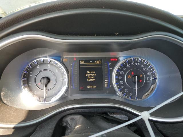 Photo 9 from auction – 2015 CHRYSLER 200 LIMITE with VIN 1C3CCCAB6FN577704