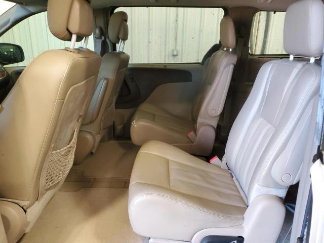 Photo 11 from auction – 2016 CHRYSLER TOWN & COU with VIN 2C4RC1BG2GR255358