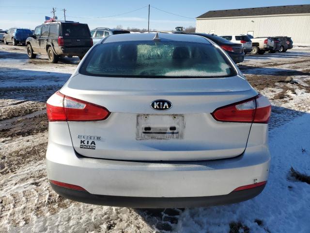 Photo 6 from auction – 2016 KIA FORTE LX with VIN KNAFK4A6XG5572959