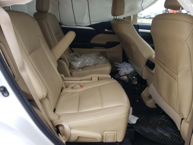 Photo 11 from auction – 2017 TOYOTA HIGHLANDER with VIN 5TDKZRFH6HS201894