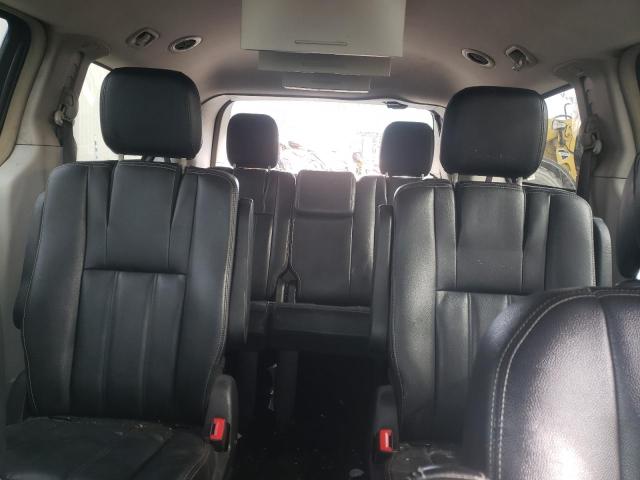 Photo 10 from auction – 2016 CHRYSLER TOWN & COU with VIN 2C4RC1BG7GR245313