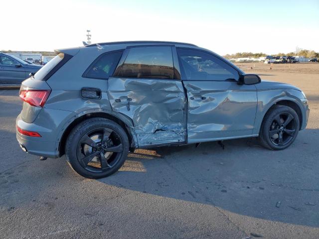 Photo 3 from auction – 2020 AUDI SQ5 PREMIU with VIN WA1B4AFY8L2050082