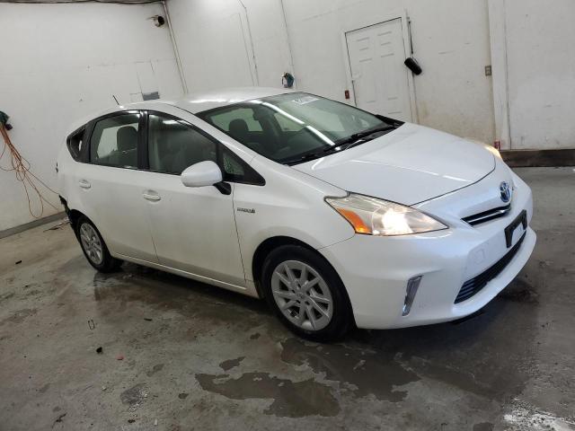 Photo 4 from auction – 2013 TOYOTA PRIUS V with VIN JTDZN3EU2D3280546