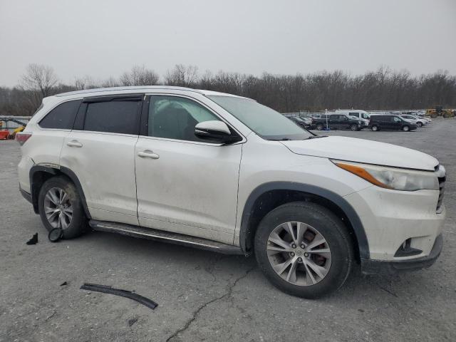 Photo 4 from auction – 2015 TOYOTA HIGHLANDER with VIN 5TDJKRFH6FS126398