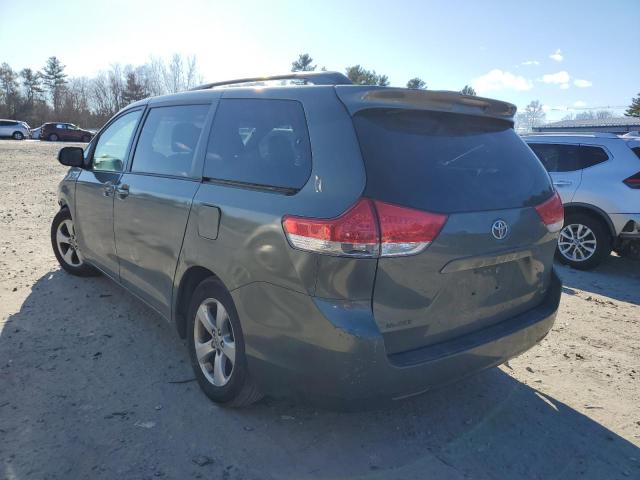 Photo 2 from auction – 2013 TOYOTA SIENNA LE with VIN 5TDKK3DC3DS282257