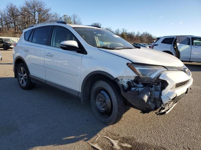 Photo 4 from auction – 2018 TOYOTA RAV4 ADVEN with VIN JTMRFREV8JJ243243