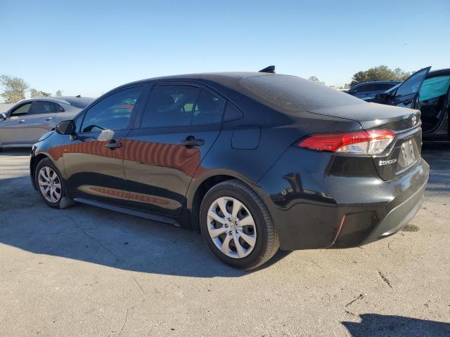 Photo 2 from auction – 2021 TOYOTA COROLLA LE with VIN 5YFEPMAE4MP177892