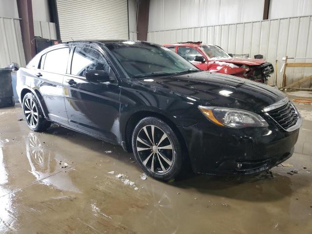 Photo 4 from auction – 2012 CHRYSLER 200 TOURIN with VIN 1C3CCBBG0CN263658