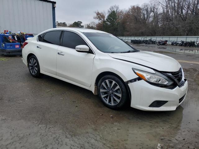 Photo 4 from auction – 2017 NISSAN ALTIMA 2.5 with VIN 1N4AL3AP7HC488663