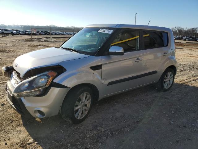 KIA SOUL + 2013 with VIN KNDJT2A62D7753780 - Photo from auction