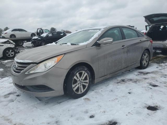 HYUNDAI SONATA GLS 2014 with VIN 5NPEB4AC8EH870122 - Photo from auction