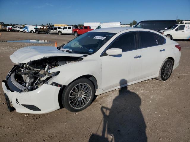 NISSAN ALTIMA 2.5 2016 with VIN 1N4AL3AP4GC127731 - Photo from auction