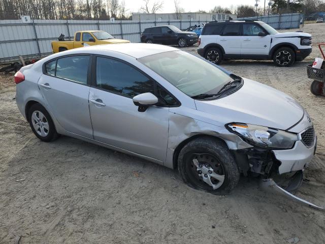 Photo 4 from auction – 2016 KIA FORTE LX with VIN KNAFK4A67G5504201